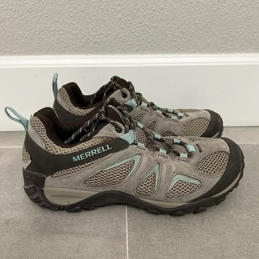 Merrell Yokota 2 Womens 8.5 Beige Low Top Hiking Trail Outdoor Shoes J78636